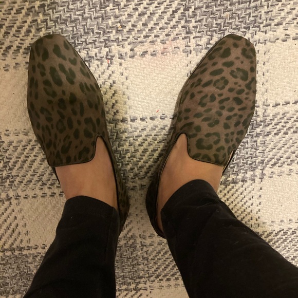 Auth Jimmy Choo Animal Print Brown Black Flats - Picture 9 of 14